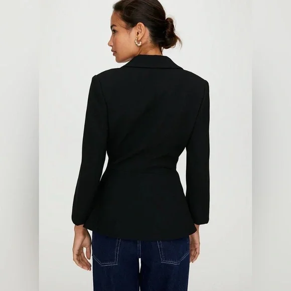 Aritzia Wilfred Selina Blazer Black Peplum Jacket in Stretch Crepe size 0 - Picture 3 of 12